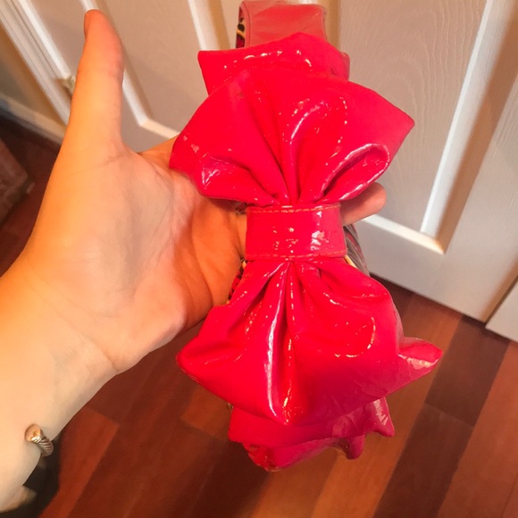 VERA BRADLEY BAG - Picture 2 of 6